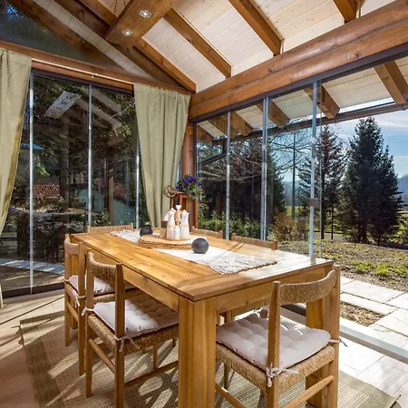 Kuca Dorine 弗济内